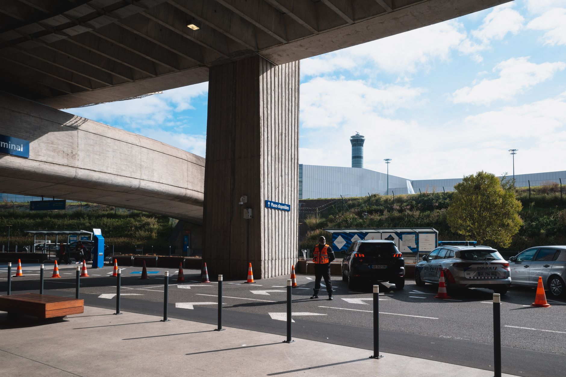 Commissionnaire en douane à Cannes